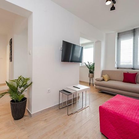Seven Apartman Apartment Zadar Exterior photo
